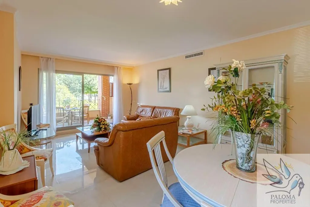 Appartamento 2 Bdr Apt With Heated Pool & Jacuzzi Benalmádena Spagna