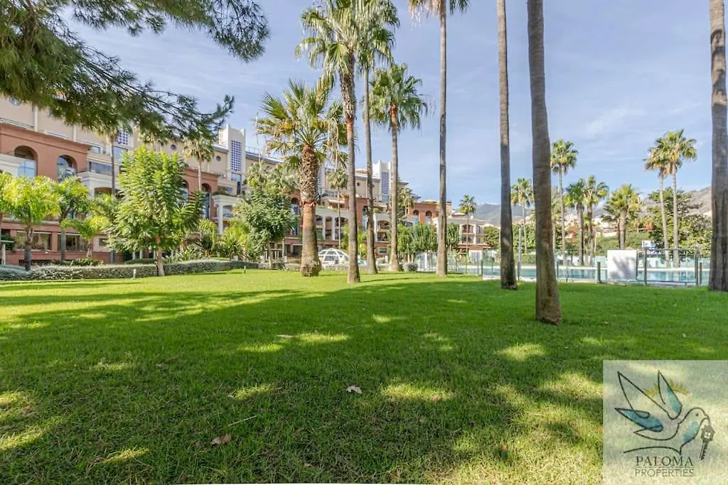 2 Bdr Apt With Heated Pool & Jacuzzi Benalmádena
